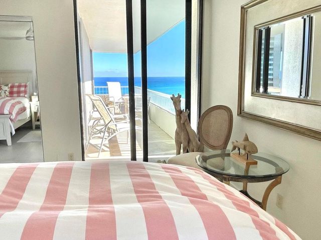 5540 N Ocean Drive 14b, Singer Island, FL 33404