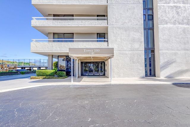 5540 N Ocean Drive 14b, Singer Island, FL 33404