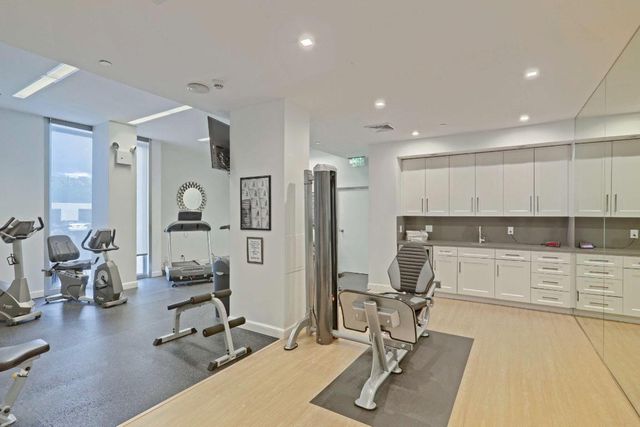 5540 N Ocean Drive 14b, Singer Island, FL 33404