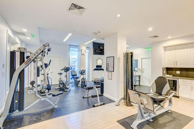 5540 N Ocean Drive 14b, Singer Island, FL 33404