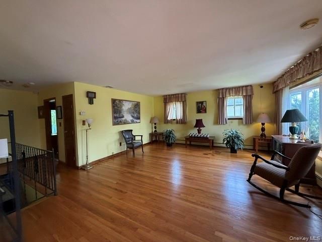59 FARMERS Avenue, Lindenhurst, NY 11757