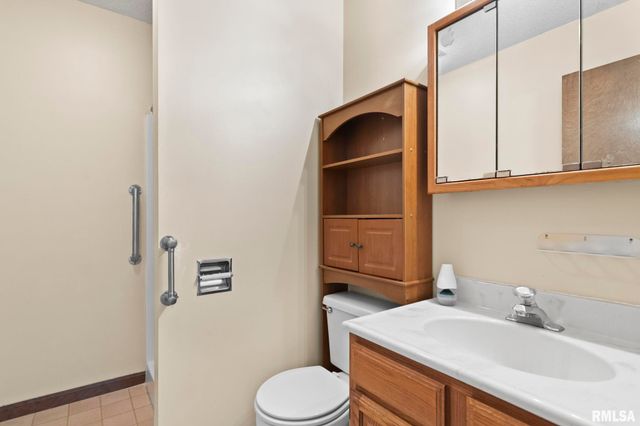 3005 Sutherland Road, Springfield, IL 62702