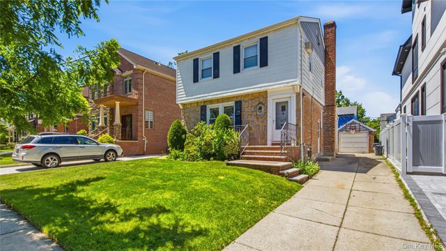 80-46 213th Street, Hollis Hills, NY 11427