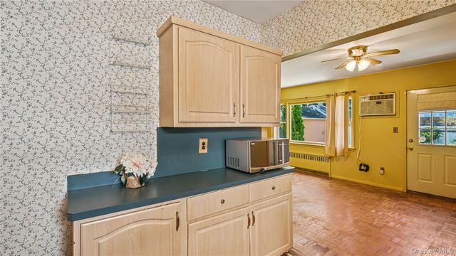 80-46 213th Street, Hollis Hills, NY 11427