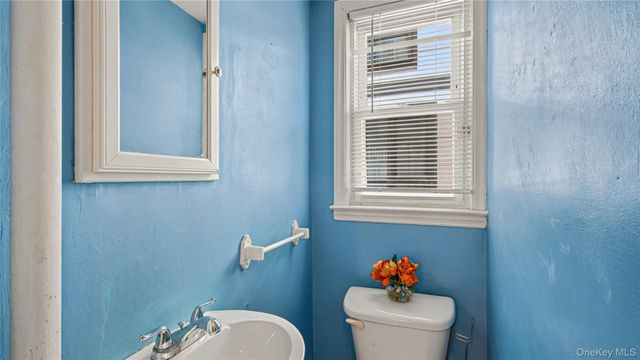 80-46 213th Street, Hollis Hills, NY 11427