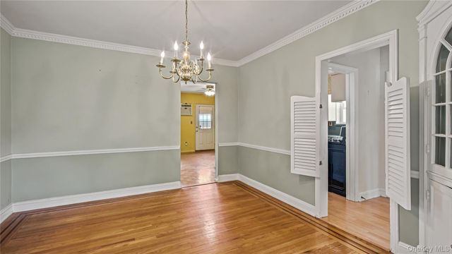 80-46 213th Street, Hollis Hills, NY 11427