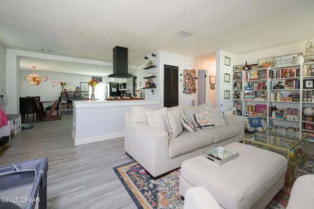 1597 3rd Street, Daytona Beach, FL 32117