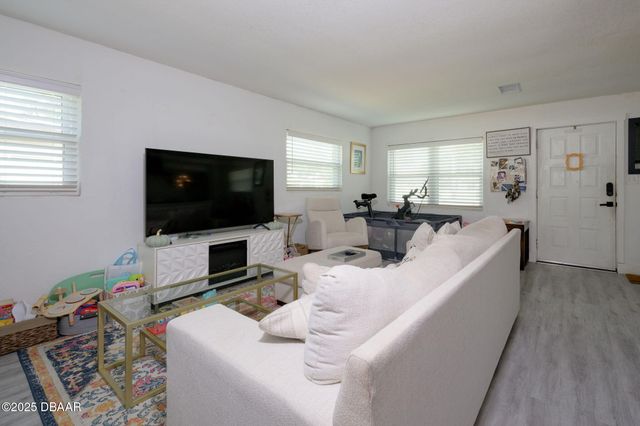 1597 3rd Street, Daytona Beach, FL 32117