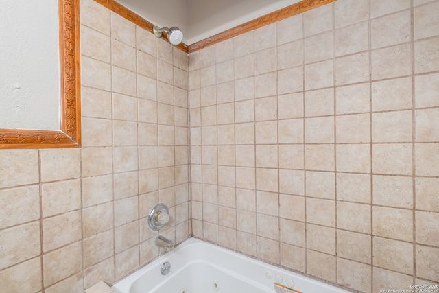 5207 Overpool St, San Antonio, TX 78228