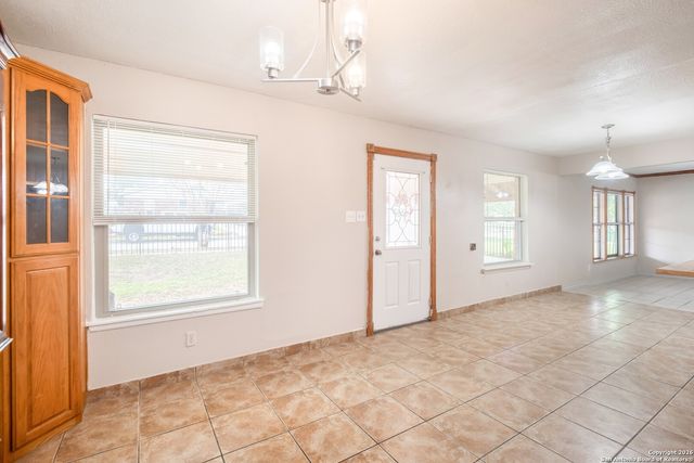 5207 Overpool St, San Antonio, TX 78228