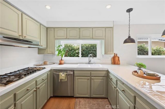 19533 Babington, Canyon Country, CA 91351
