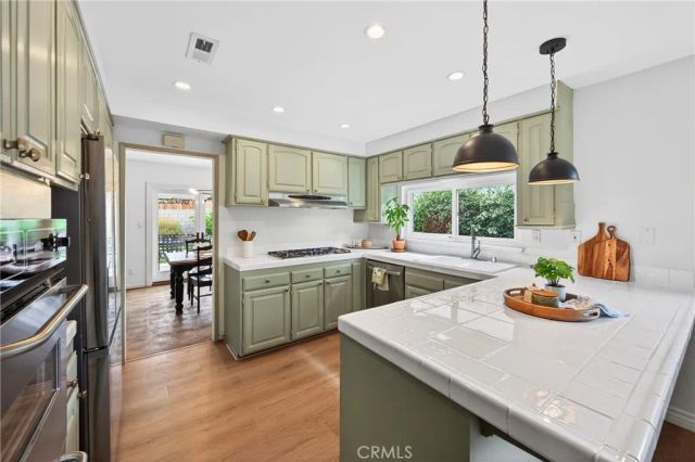 19533 Babington, Canyon Country, CA 91351