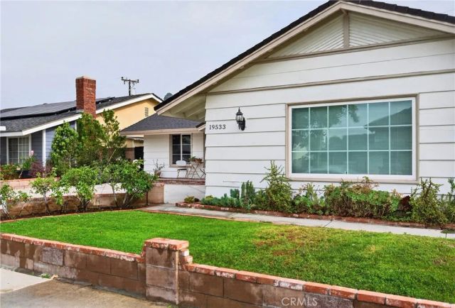 19533 Babington, Canyon Country, CA 91351
