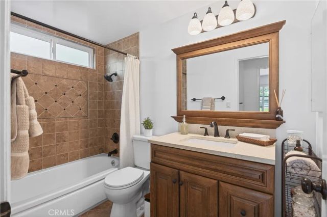 19533 Babington, Canyon Country, CA 91351