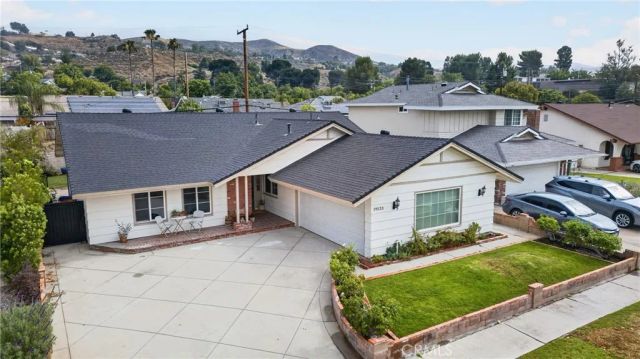 19533 Babington, Canyon Country, CA 91351