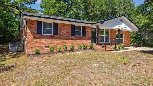 1002 Fleetwood Drive, Fayetteville, NC 28305