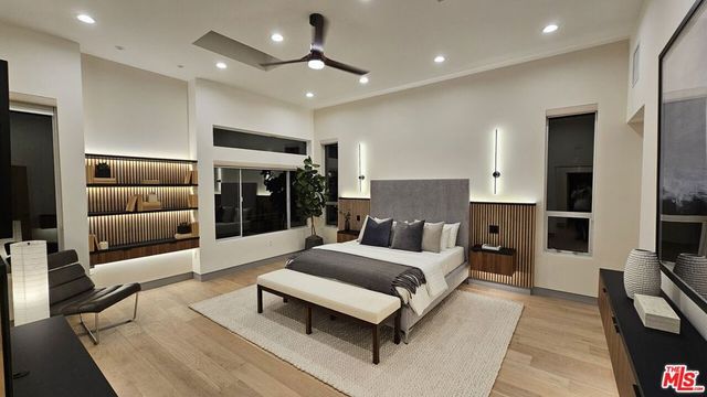 10572 Putney Road, Los Angeles, CA 90064