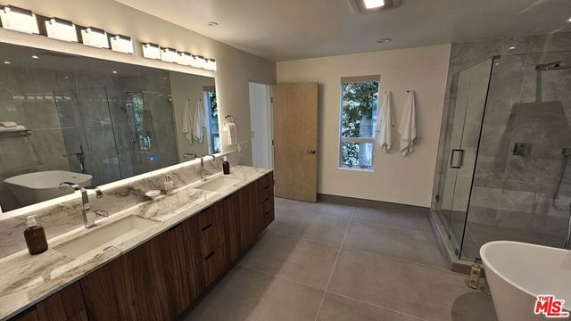 10572 Putney Road, Los Angeles, CA 90064