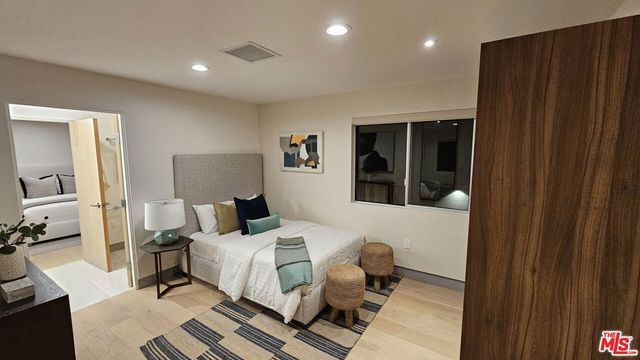 10572 Putney Road, Los Angeles, CA 90064