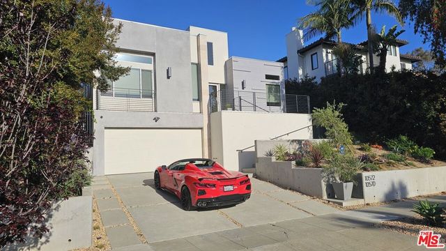 10572 Putney Road, Los Angeles, CA 90064