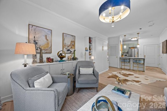 630 Calvert Street 111, Charlotte, NC 28208