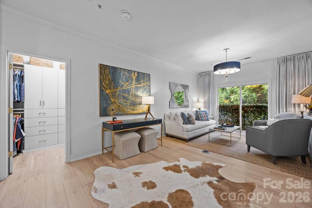 630 Calvert Street 111, Charlotte, NC 28208