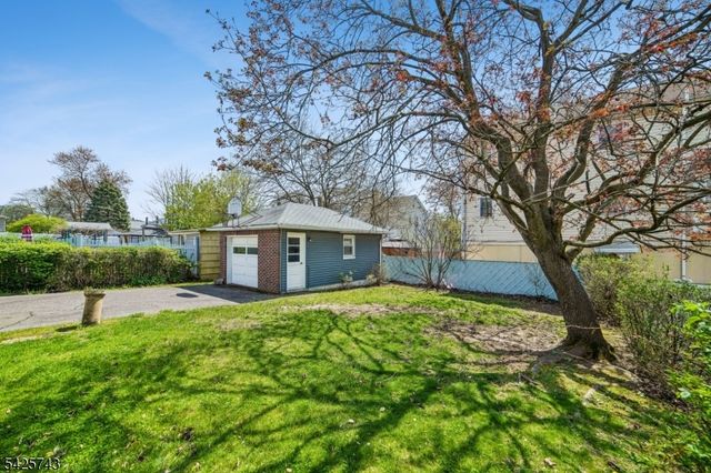 31 Division St, Bloomfield Twp., NJ 07003