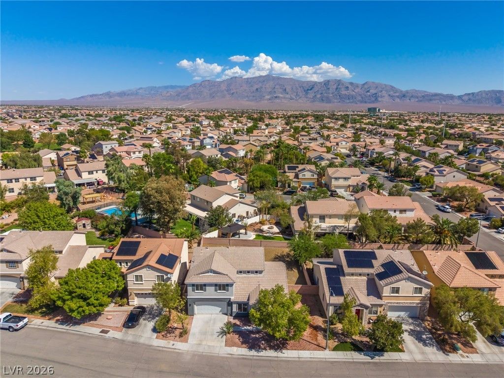 3812 Champagne Wood Drive, North Las Vegas, NV 89031 — exterior