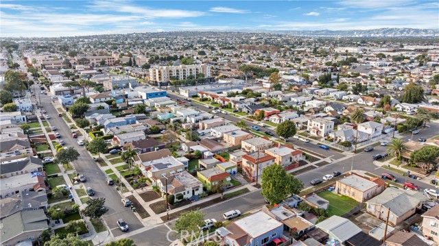 7015 S Harvard, Los Angeles, CA 90047