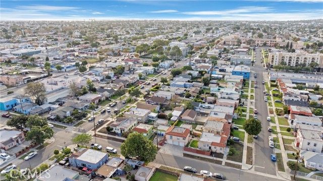 7015 S Harvard, Los Angeles, CA 90047