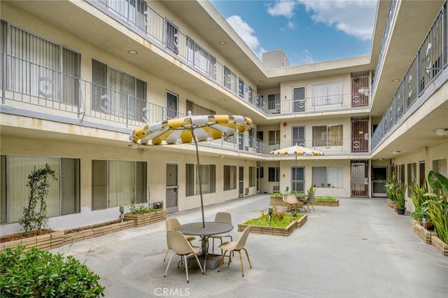 1422 N Curson Avenue 15, Los Angeles, CA 90046