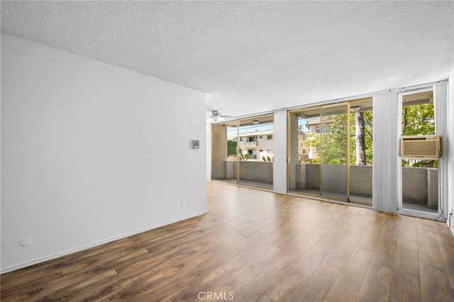 1422 N Curson Avenue 15, Los Angeles, CA 90046