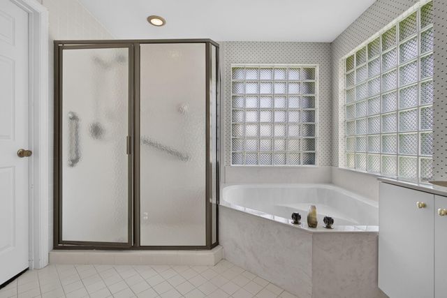 1224 Lake Breeze Drive, Wellington, FL 33414