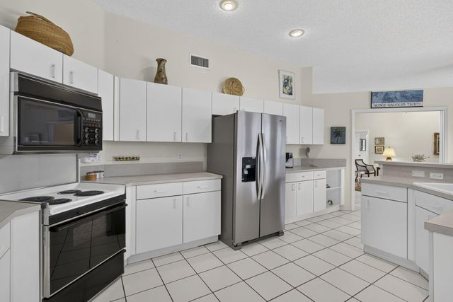 1224 Lake Breeze Drive, Wellington, FL 33414