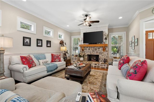 304 Woodstock Seven Drive, Woodstock, GA 30188