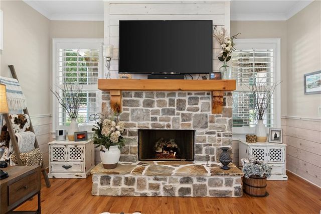304 Woodstock Seven Drive, Woodstock, GA 30188