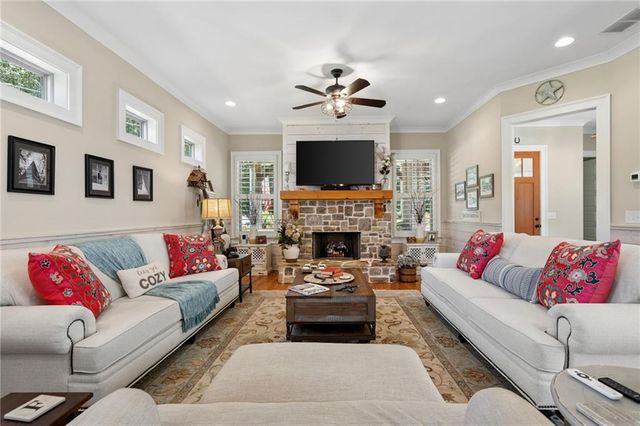 304 Woodstock Seven Drive, Woodstock, GA 30188