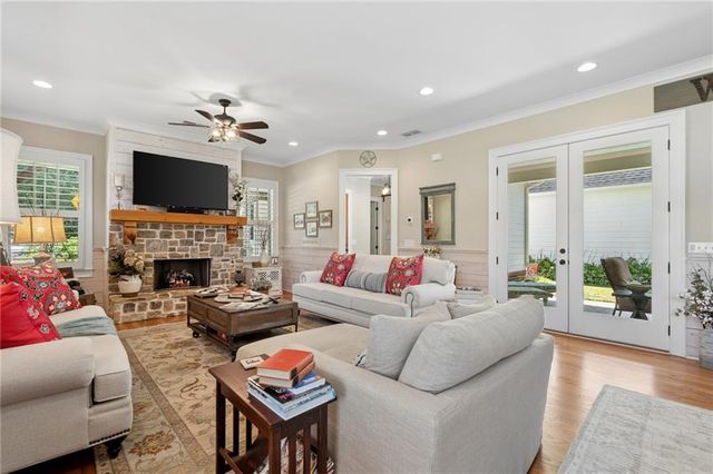 304 Woodstock Seven Drive, Woodstock, GA 30188