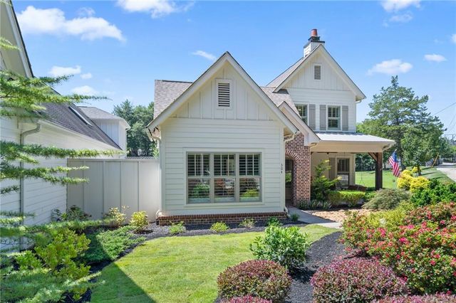 304 Woodstock Seven Drive, Woodstock, GA 30188