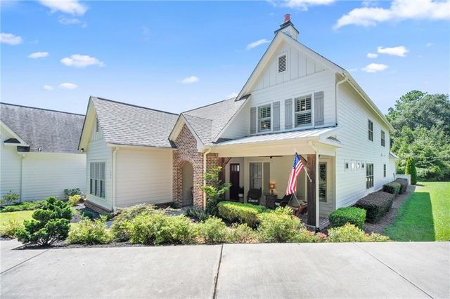 304 Woodstock Seven Drive, Woodstock, GA 30188