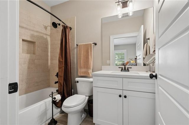 304 Woodstock Seven Drive, Woodstock, GA 30188