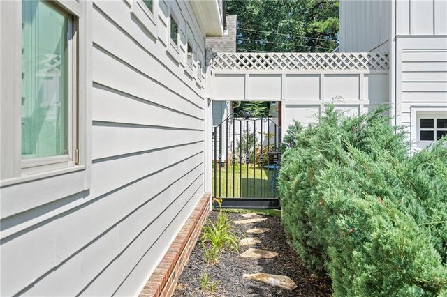 304 Woodstock Seven Drive, Woodstock, GA 30188