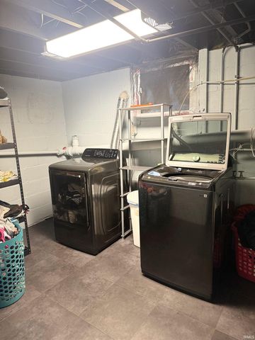 1913 Illinois Street, Elkhart, IN 46516