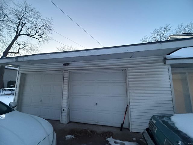 1913 Illinois Street, Elkhart, IN 46516