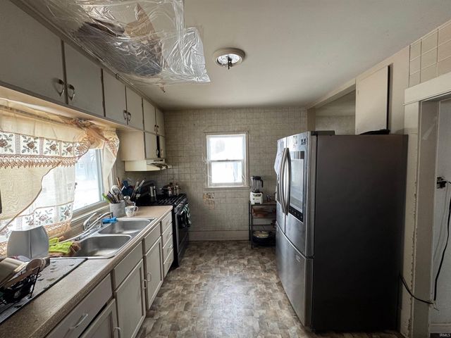 1913 Illinois Street, Elkhart, IN 46516