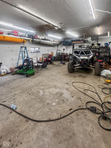 786 E 400 N, Greenfield, IN 46140