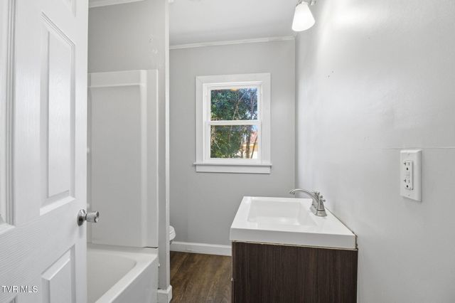 108 Cottonwood Drive, Greeneville, TN 37745