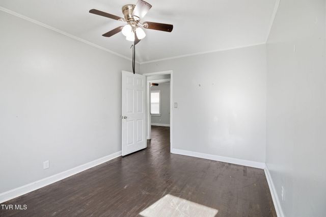 108 Cottonwood Drive, Greeneville, TN 37745