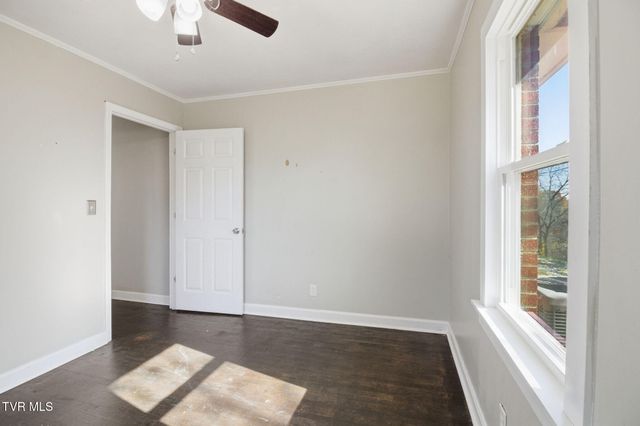 108 Cottonwood Drive, Greeneville, TN 37745