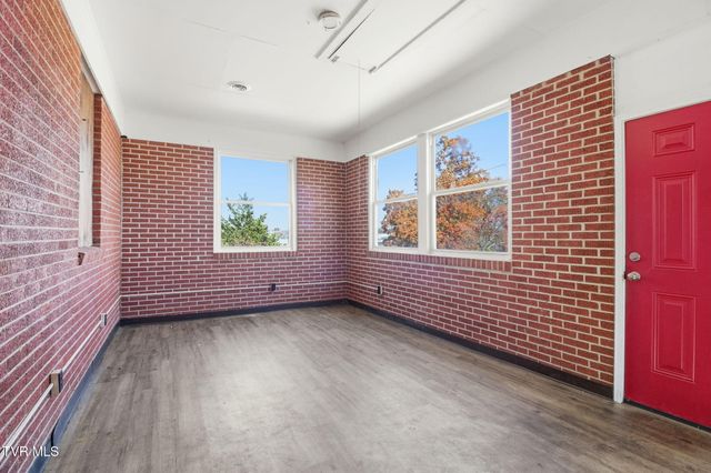 108 Cottonwood Drive, Greeneville, TN 37745